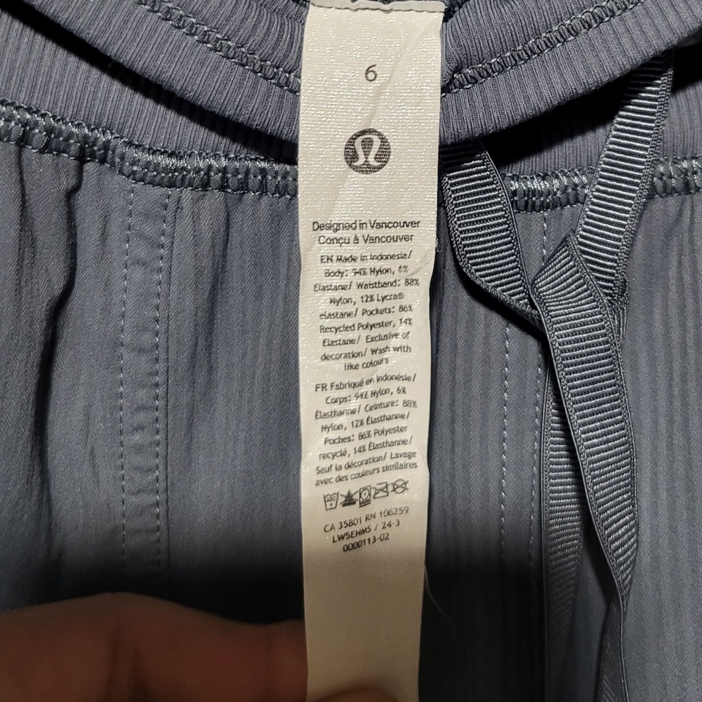 Lululemon Dance Studio Joggers - Picture 4 of 9